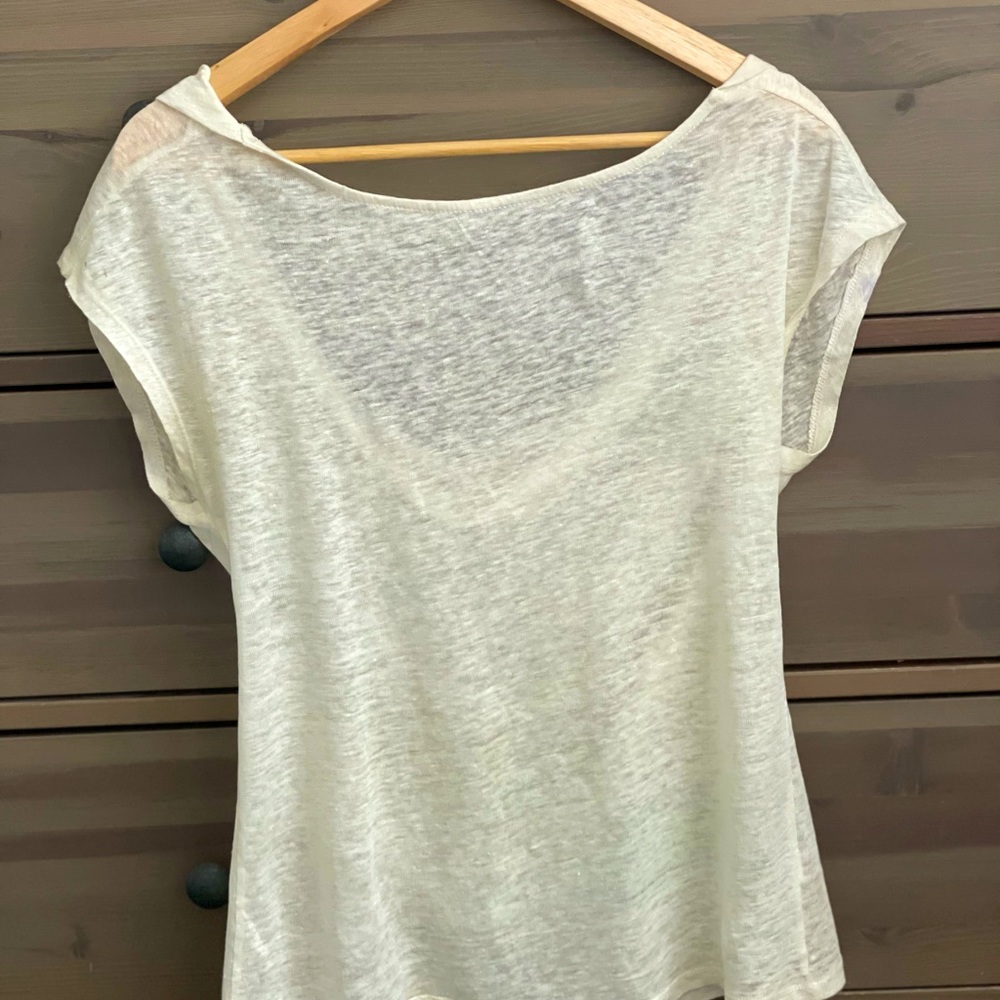 Versatile, white linen t-shirt, Small